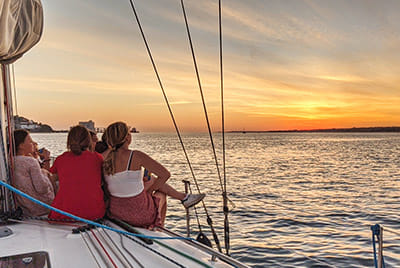 Lisbon Private Sunset Sailing Cruise - 2h Private Tour, with a Drink Included
