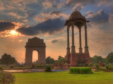 Early Morning Tour with Famous Park at Delhi on Private Basis