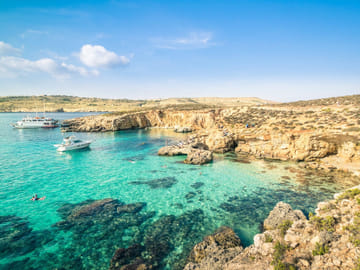 Afternoon Valletta Harbour Cruise and Free Time In Sliema (Including Guide and Transport)