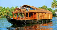 Classic Kerala - Tea Gardens To Backwaters & Beach! 1