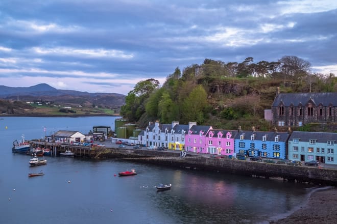 Isle of Skye & The Highlands Tour with Jacobite Steam Train (B&B single accommodation )