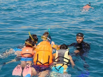 Surfing Lessons in Weligama, Sri Lanka for All Skill Levels