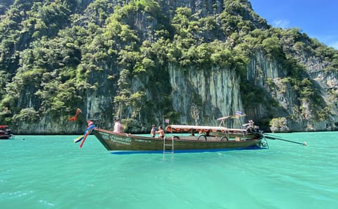 Phi Phi Island: Full-Day Adventure by Speedboat (PPK-Sea Star)