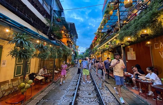 Hanoi Vespa Sunset Tour with Local Food and Train Street
