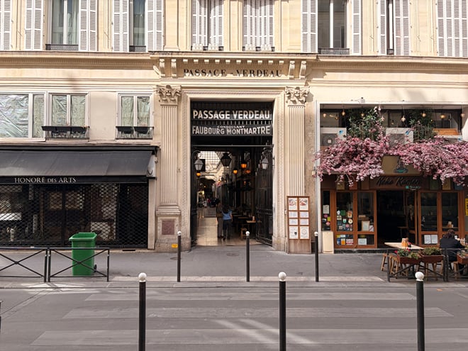 Private Covered Passages Tour Product and Guide Script