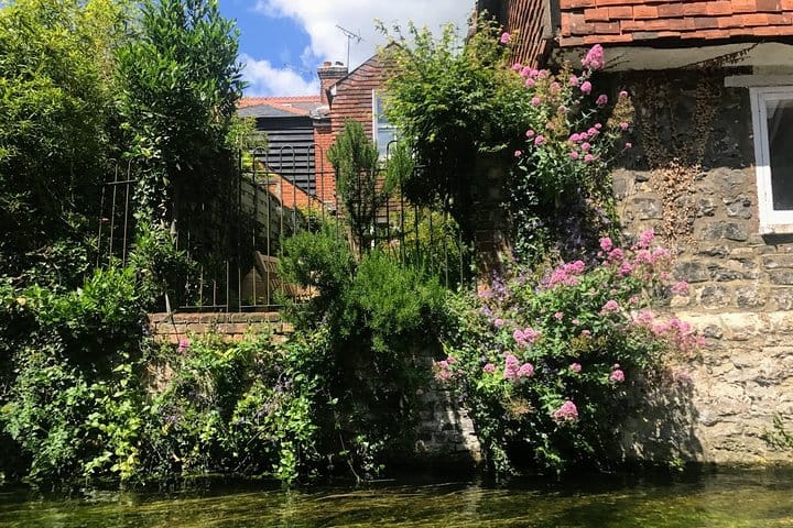 Canterbury Cathedral and Leeds Castle Private Full Day Tour 10