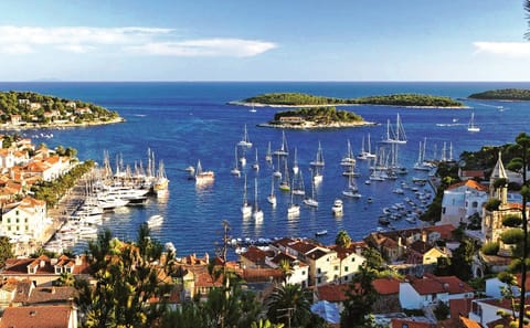 10-Day Island Hopping Tour from Zagreb to Dubrovnik