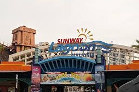 Sunway Lagoon Tour