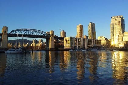 Vancouver City Tour with Indian Meal ( 70 Items Eat as much as you can)