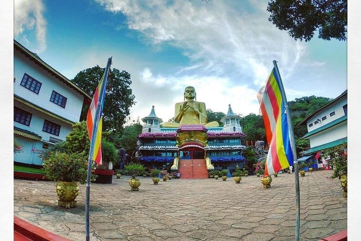 11 Days Tour Of Taprobane