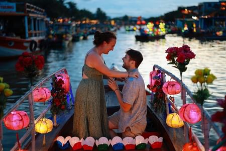 Hoi An Romantic Boat Proposal with Photoshoot & Highlight Video