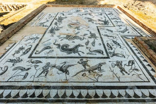 Guided Half Day Trip to Itálica Roman Ruins from Seville photo 4