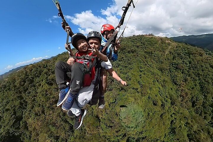 VIP Trindem Paragliding Family Flight
