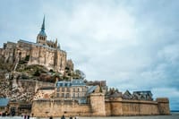 Mont Saint Michel Private VIP Tour with with Louvre Photoshoot 3