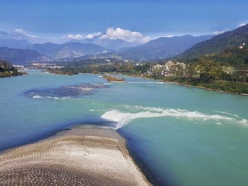 Mt Qingcheng and Dujiangyan Irrigation 1 Day Tour