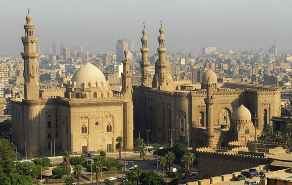 Giza Pyramids and Cairo's Islamic and Coptic Treasures Tour