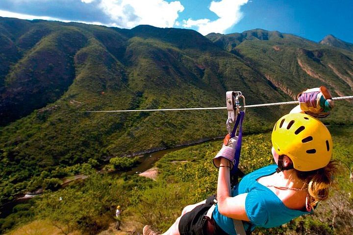 Adventure and Wine Experience in Mendoza: Thrilling Outdoor Activities