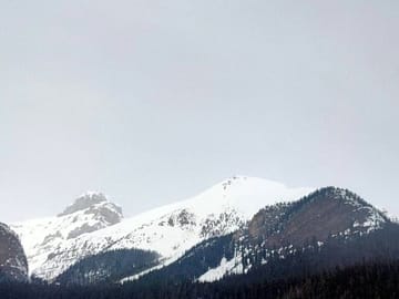 Icewalk Tour of Johnston Canyon and Lake Louise from Canmore