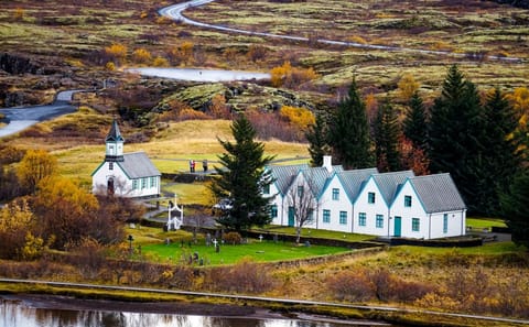 5-Day Sightseeing Tour of Reykjavík and Golden Circle