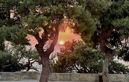 Private Tour of Seitan Limania and Zorbas Beach in Chania