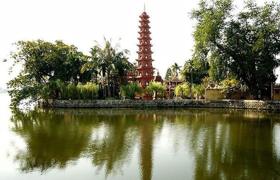 Half-day Ha Noi’s Hidden Gems And Historic Sites