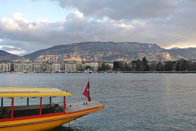 Geneva Private Walking Tour with a Professional Guide photo 2