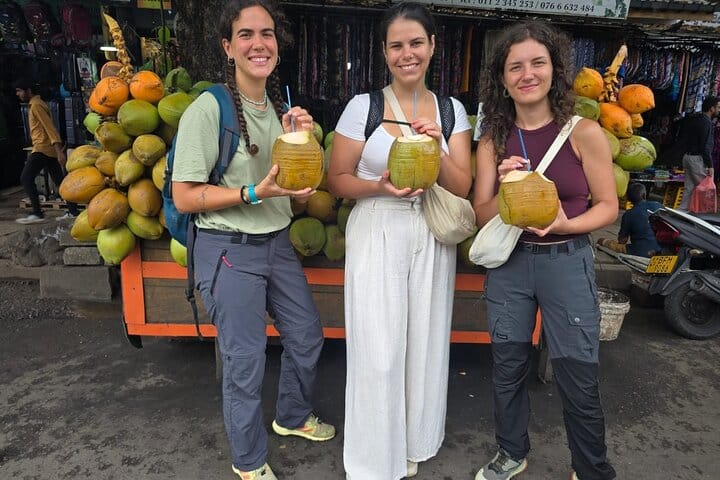 Colombo Tuk Tuk Adventure Explore Food & Culture