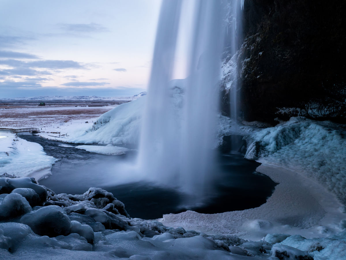 Seljalandsfoss waterfall