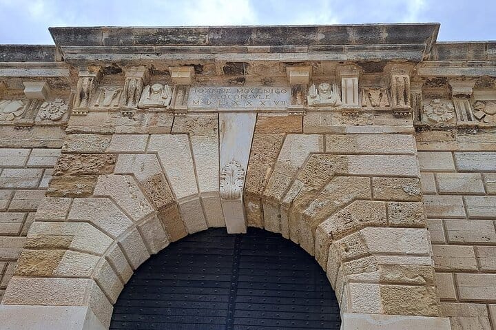 Private Guided Tour-Heraklion Highlights & Historical Places  4