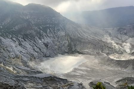 Wonderful Indonesia 3 Days 2 Night Jakarta Bogor Bandung Trail