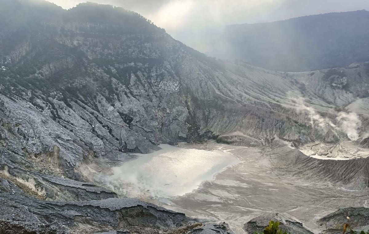 Wonderful Indonesia 3 Days 2 Night Jakarta Bogor Bandung Trail