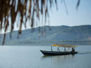 Scenic Boat Tour and Wildlife Viewing on Laguna Azul, Tarapoto