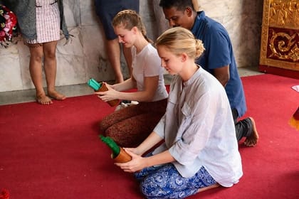 Phuket City Tour – Old Town, Local Food, Temple & Viewpoint