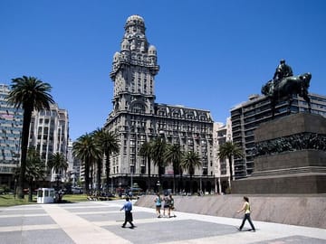 3-Day Cultural Tour of Montevideo from Buenos Aires