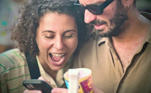 Private Smartphone Photography Class in Barcelona's Park Ciutadella