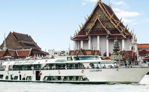 Sunset Dinner Cruise on the Chao Phraya River in Bangkok