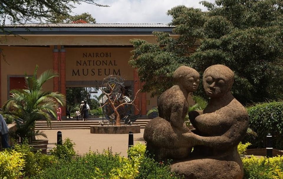 Private Guided Tour of Nairobi National Museum and Snake Park