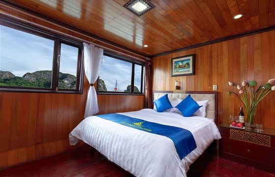 Halong bay Boutique Cruise 2D/1N tour: Kayaking, swimming, Titop island & cave