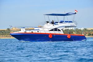 Hula Hula Island Private Boat Snorkeling With Lunch - Hurghada 