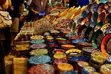 Hurghada Guided Tour with Sightseeing and Shopping