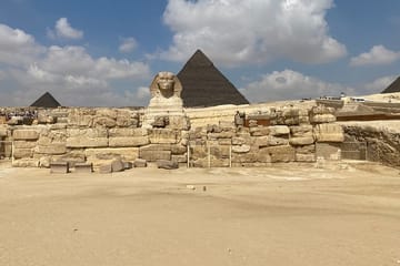 Cairo Day Tour: Explore Pyramids and Ancient Artifacts