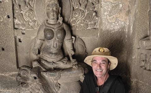 Cultural Tour of Ellora Caves and Daulatabad Fort in Aurangabad