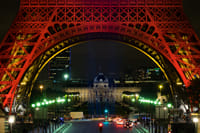 Paris is for Lovers: A Spicy Night Out 1