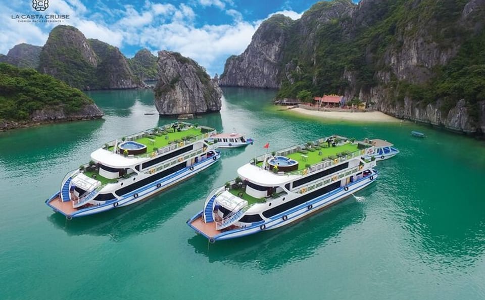 Luxury Day Cruise Experience in Ha Long and Lan Ha Bay