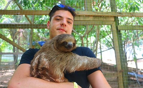 Wildlife and City Tour in West End, Roatan