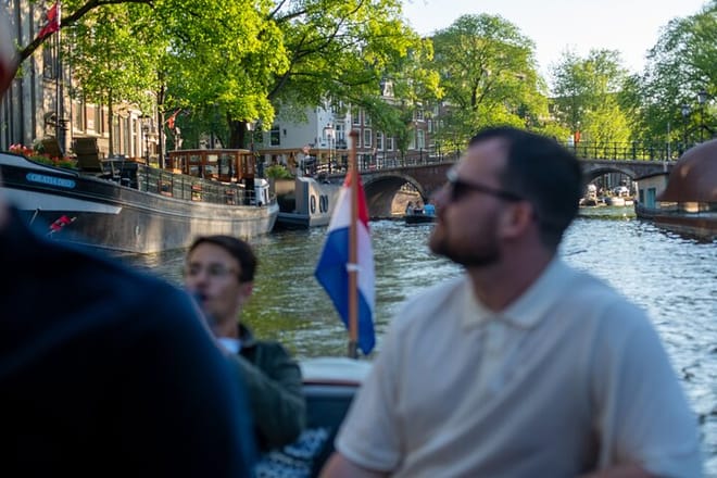Private Boat Tour Amsterdam - 60 Min incl. welcome drink on luxury saloon boat 8