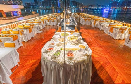Dubai Marina Dhow Dinner Cruise with Private Transfers