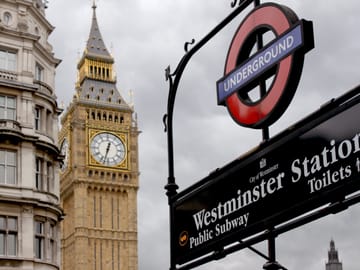20-Day England, Scotland, and Ireland Guided Tour from London