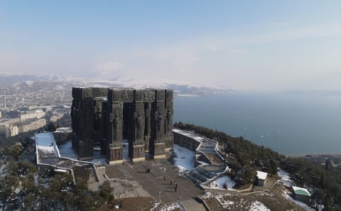 Tbilisi: Mtskheta, Jvari, Chronicles, Storytelling & Wine