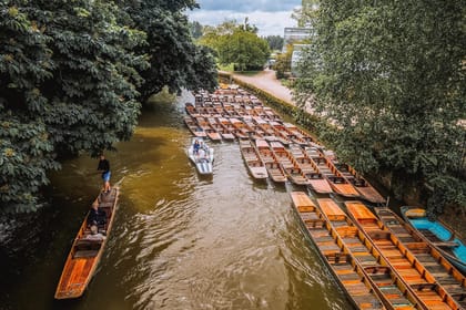 Oxford, Shakespeare Country & Warwick castle private Tour